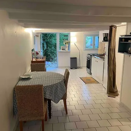 Charmante Maison Pour 3 Pers Avec Parking Appartement
